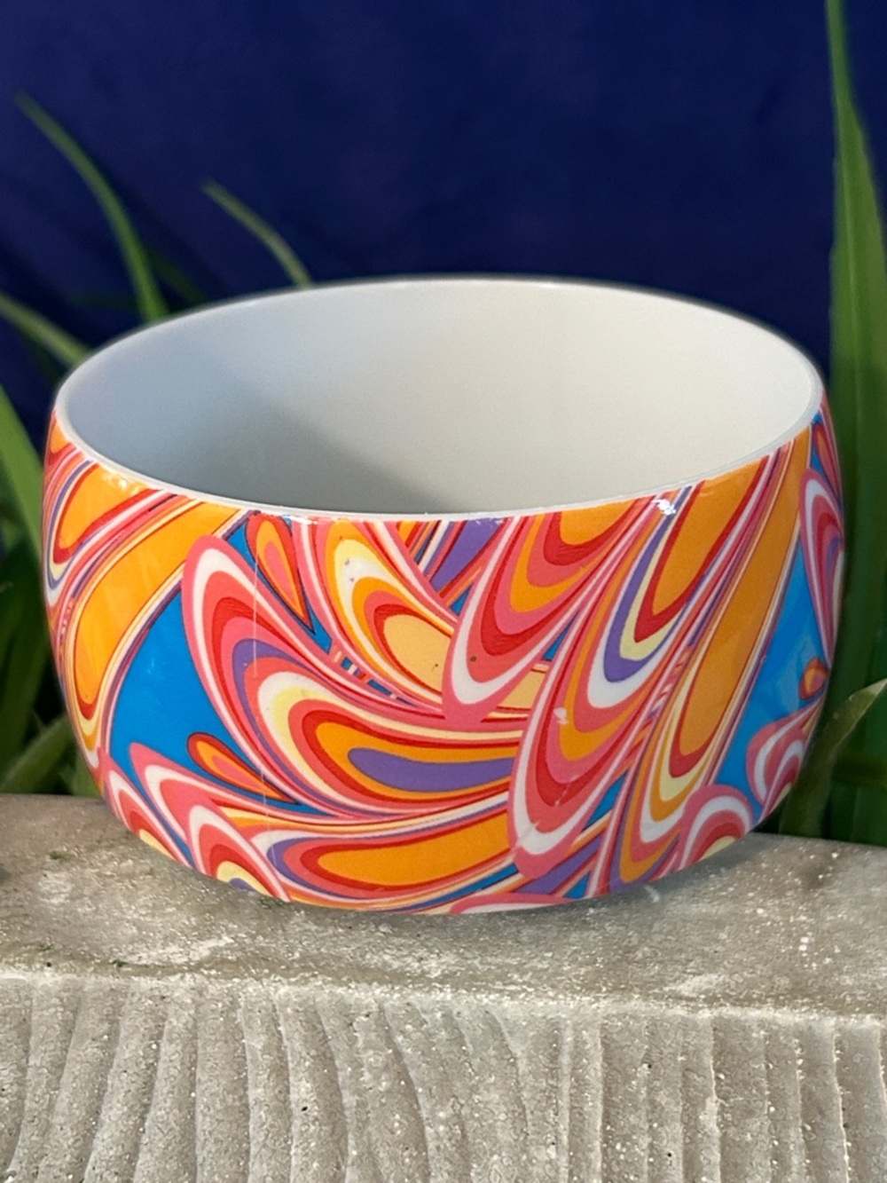 Colorful Swirl retro bangle bracelet orange blue white pink plastic